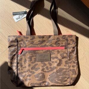 Aloha Collection Go-To Tote Bag